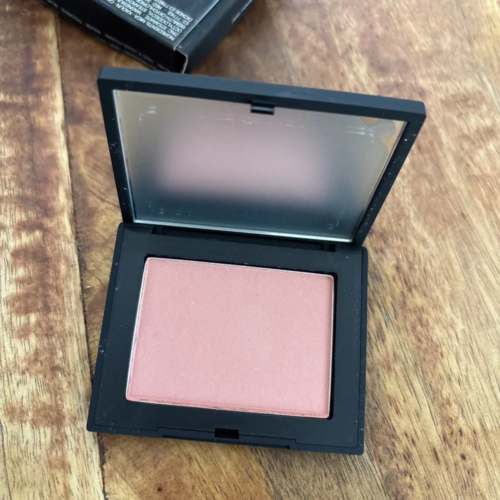 NARS Powder Blush DEEP THROAT  .17 oz Full Size NIB Soft Pink